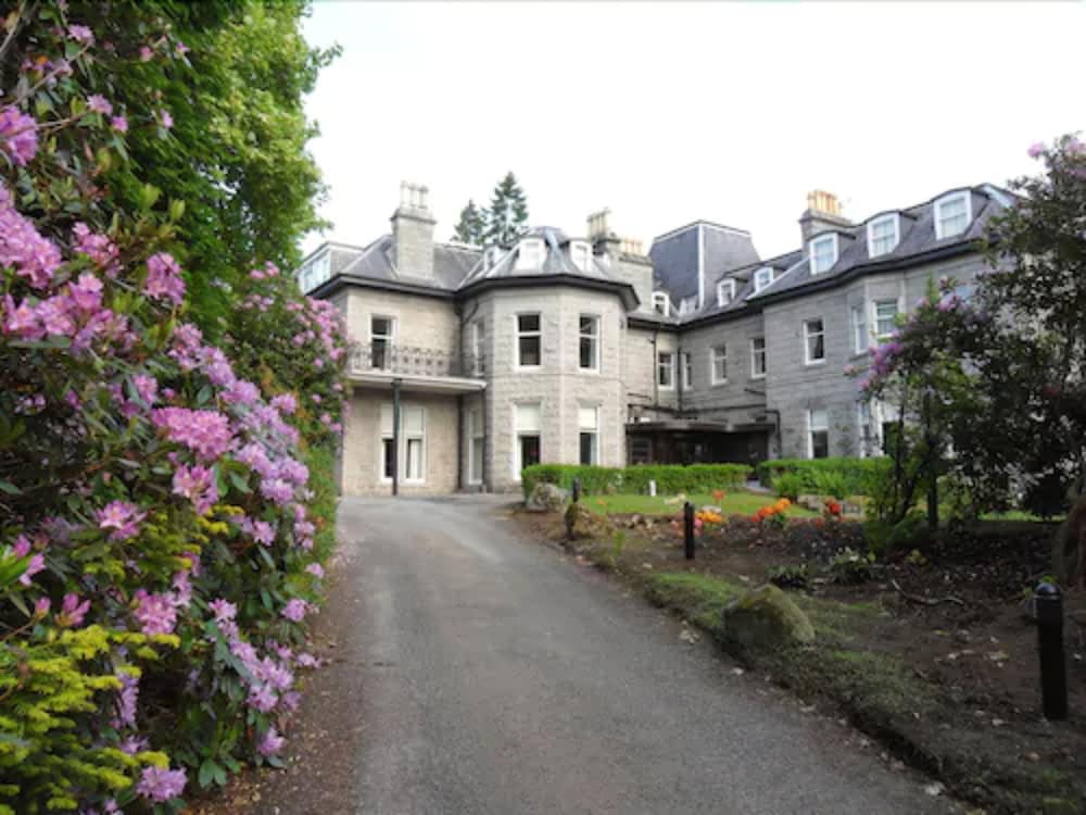 Tor Na Coille Hotel 51/52