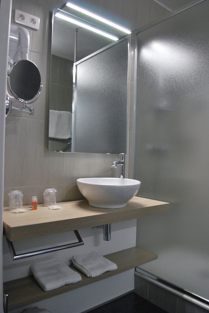 Brit Hotel Cahors Le France 60/61