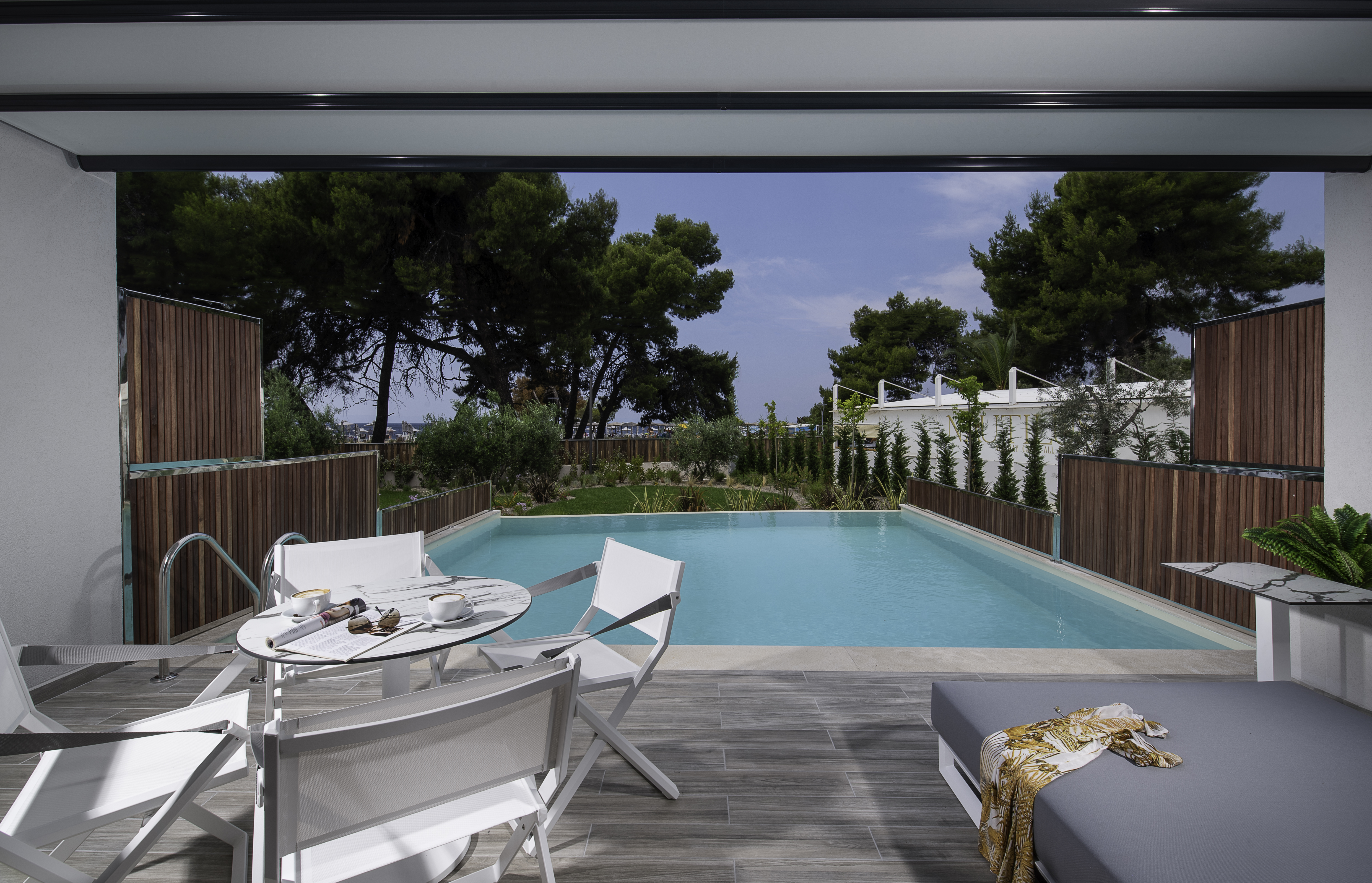Lagomandra Beach Hotel and Suites 57/71