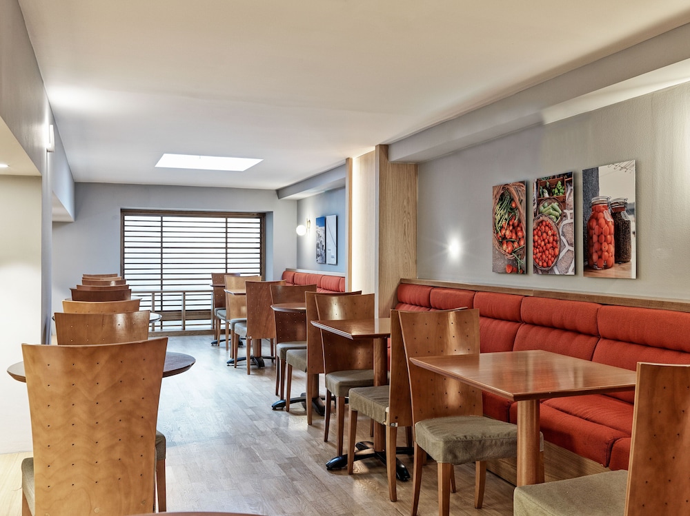 Achilleas Hotel 34/45