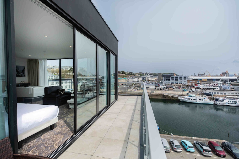 Hotel Barracuda & Spa, Port Center, beachfront, sea view 48/50
