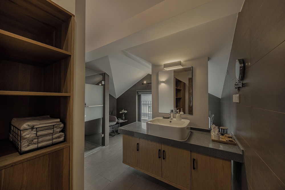 Yueshang Yunshe Boutique Hotel 67/71