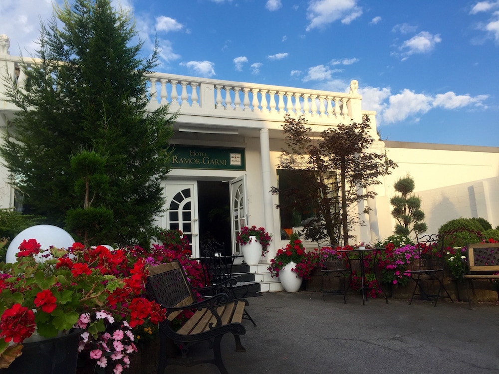 Hotel Ramor 33/34