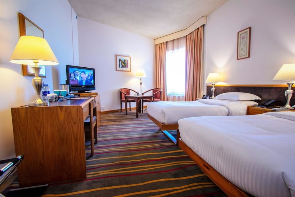 BM Beach Hotel 16/33