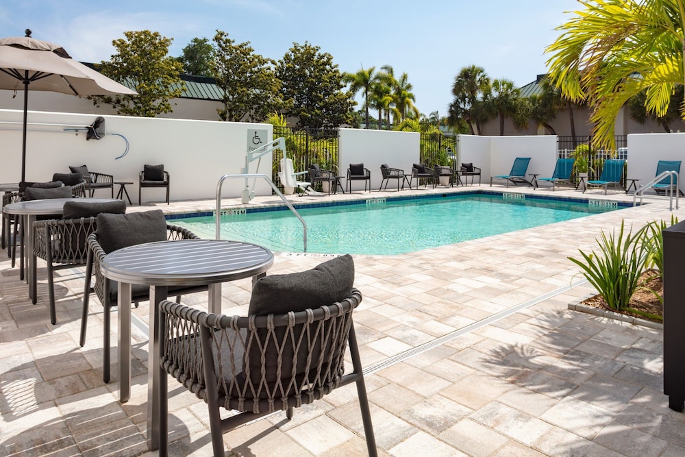 TownePlace Suites Tampa Clearwater 14/18