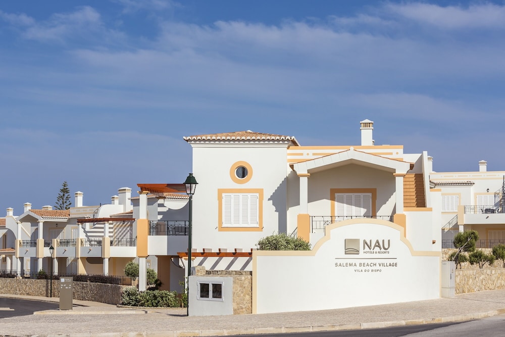 NAU Salema Beach Village 1/50