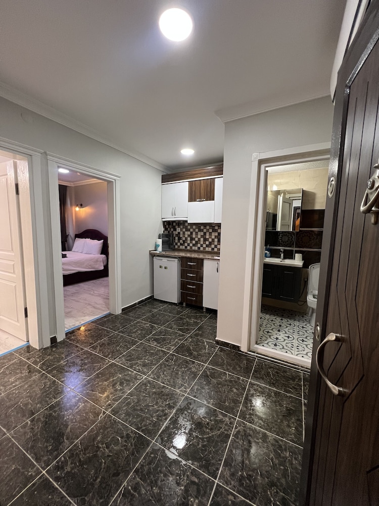 Taksim Cmlm Apart 25/50