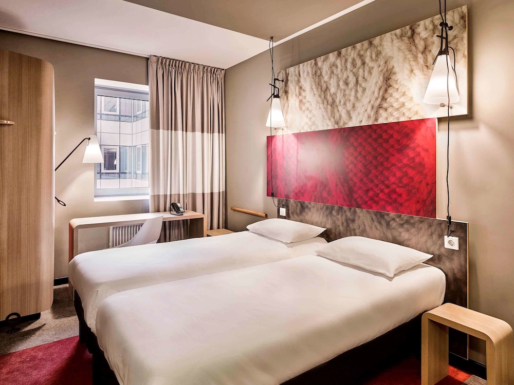 Ibis Dijon Centre Clemenceau 26/74
