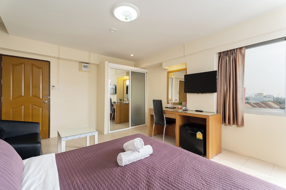 J Residence 22/46