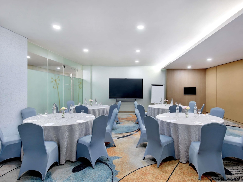 Mercure Serpong Alam Sutera 60/71