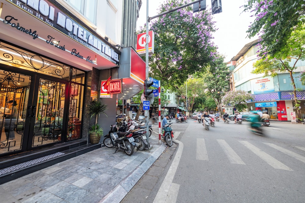 Omina Hanoi Hotel 45/50