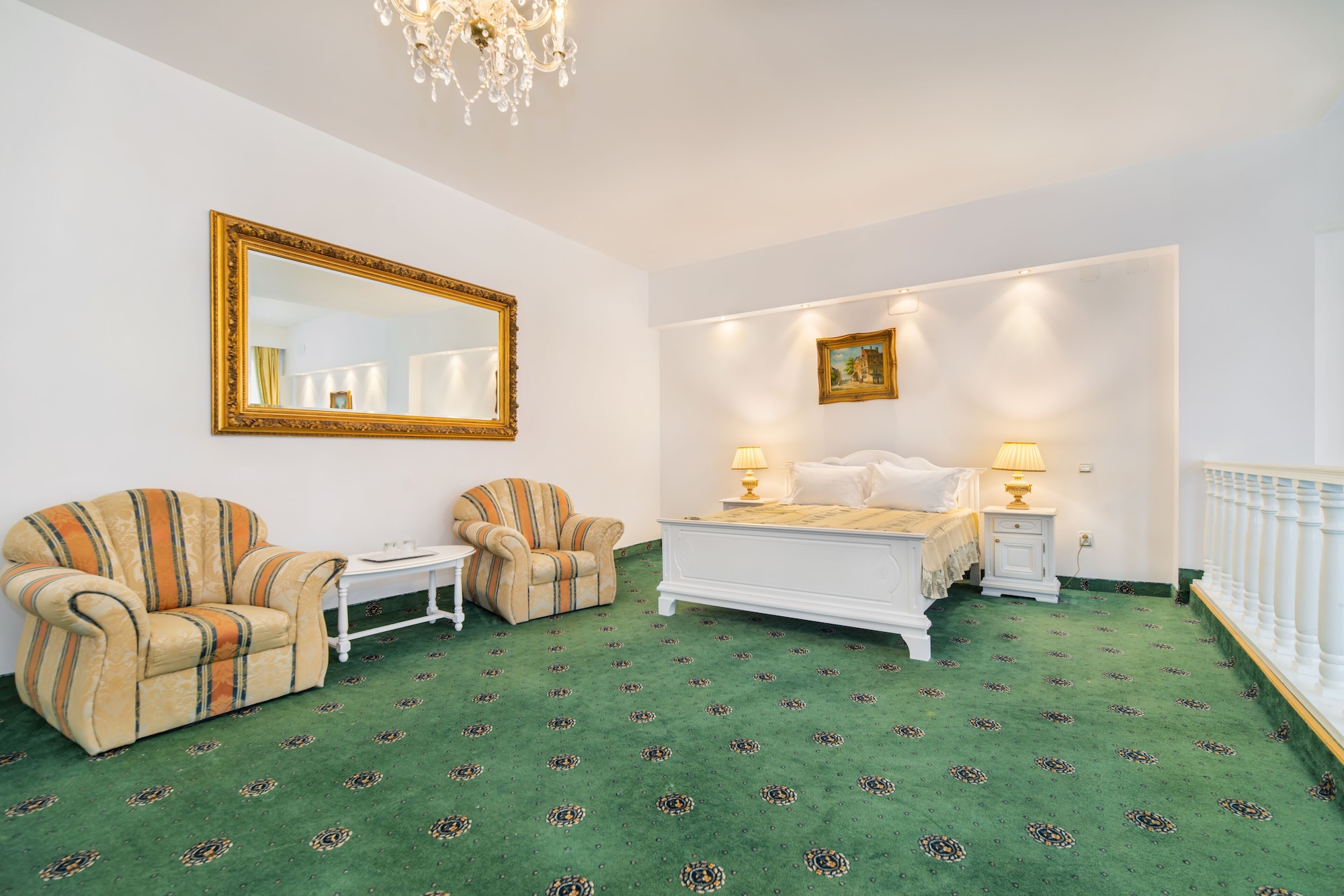 EXECUTIVE, 2 QUEEN BEDS, BALCONY