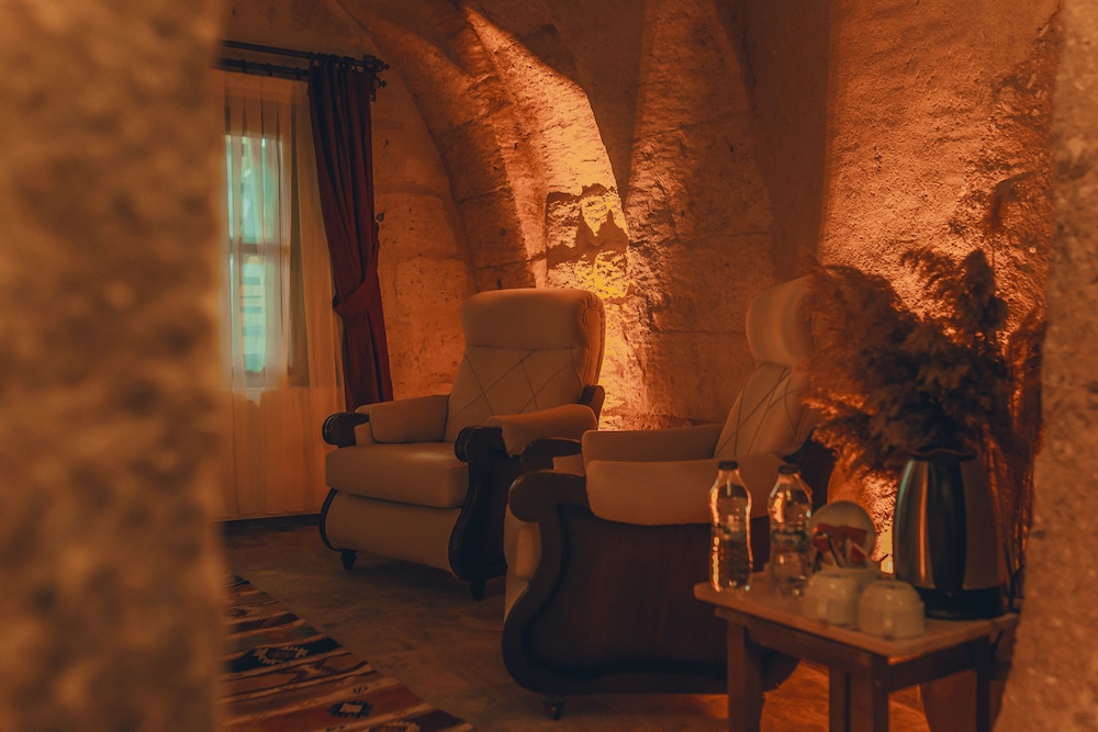 Zula Cave House 38/47
