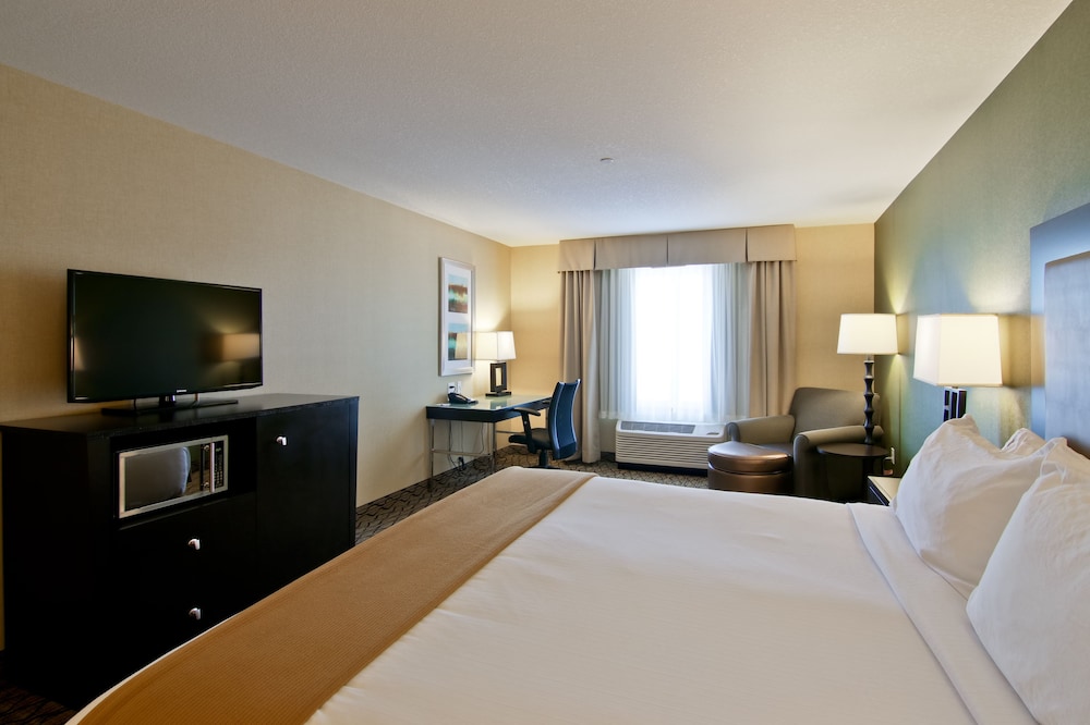 Wingate by Wyndham Fort Saskatchewan 25/64