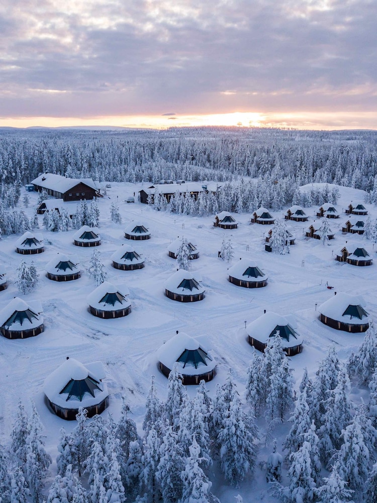 Northern Lights Village Levi 29/48