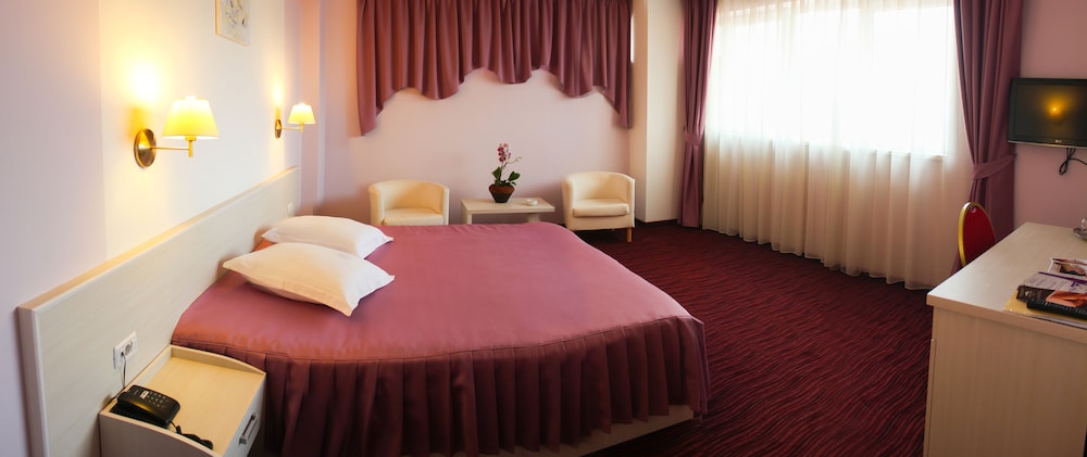 Hotel Nevis Wellness And Spa 9/25