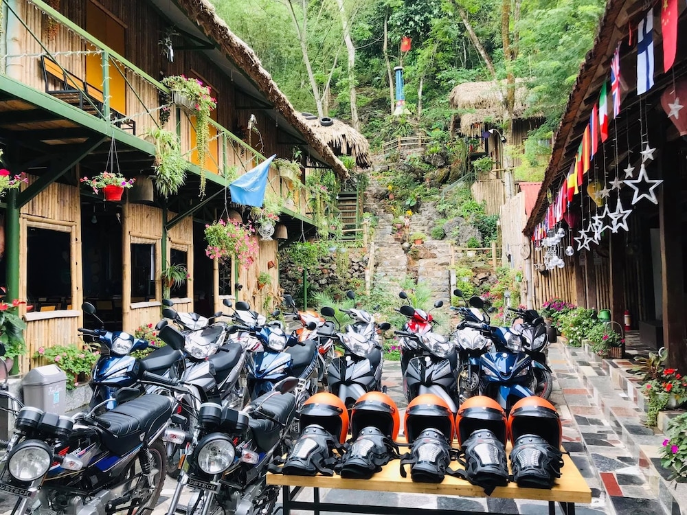 Green Hill Hostel & Homestay 26/30