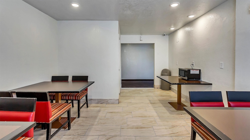 Motel6 Ogden, UT- Downtown 47/64