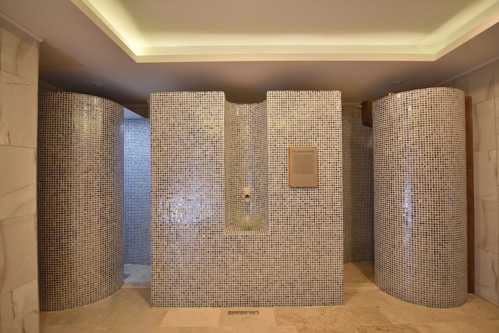 New Karaman Hotel 22/47