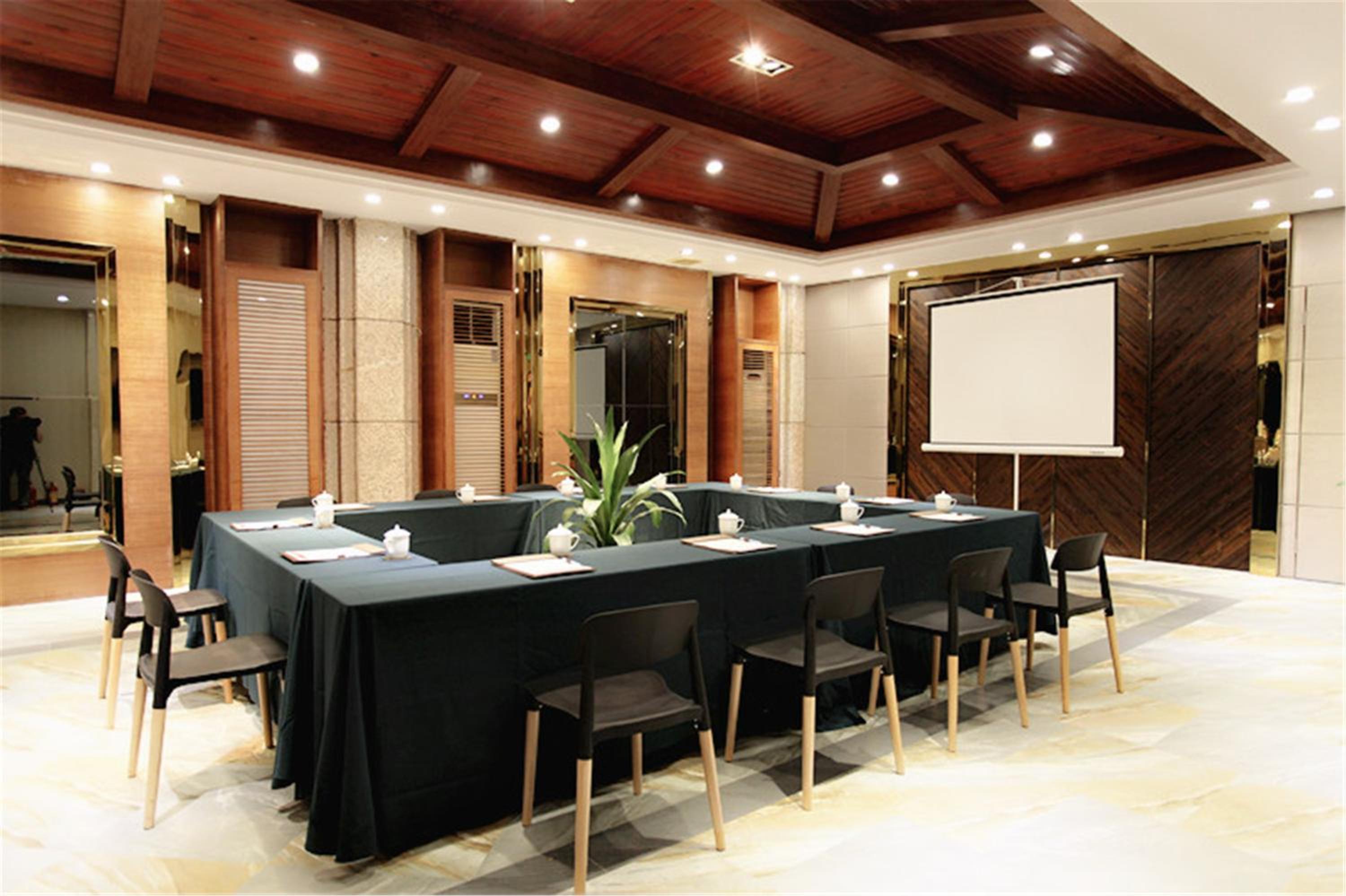 Ramada by Wyndham Meizhou 26/40