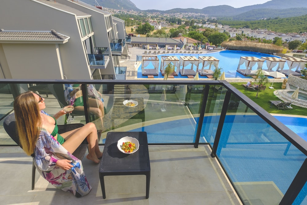 Orka Cove Hotel Penthouse & Suites - Adults Only 60/71