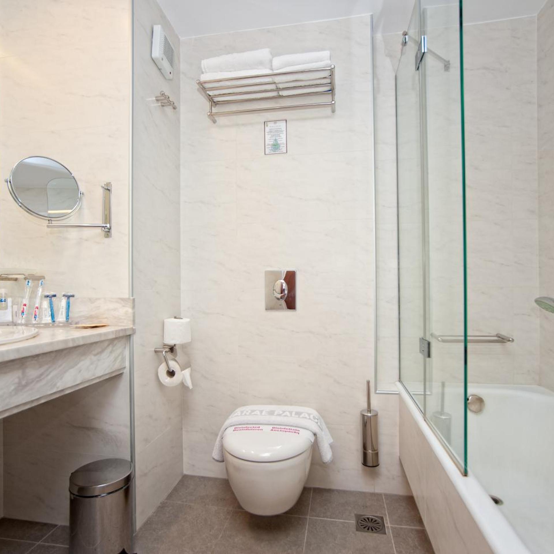 غرفة قياسية بسرير مزدوج، Pharae Palace 4/6