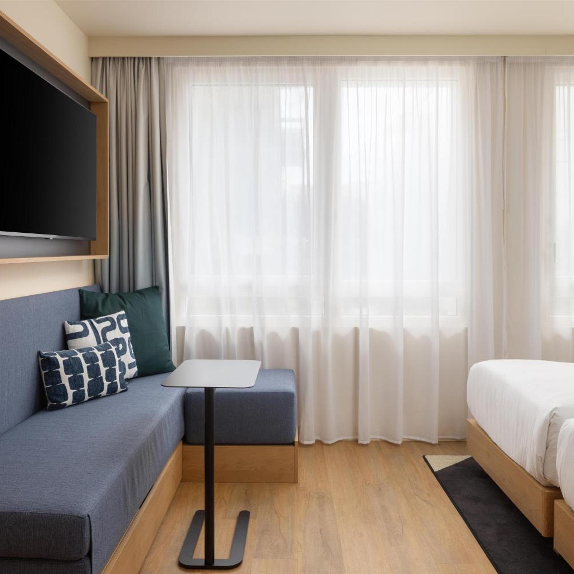 Hampton by Hilton Paris Saint Ouen 33/50