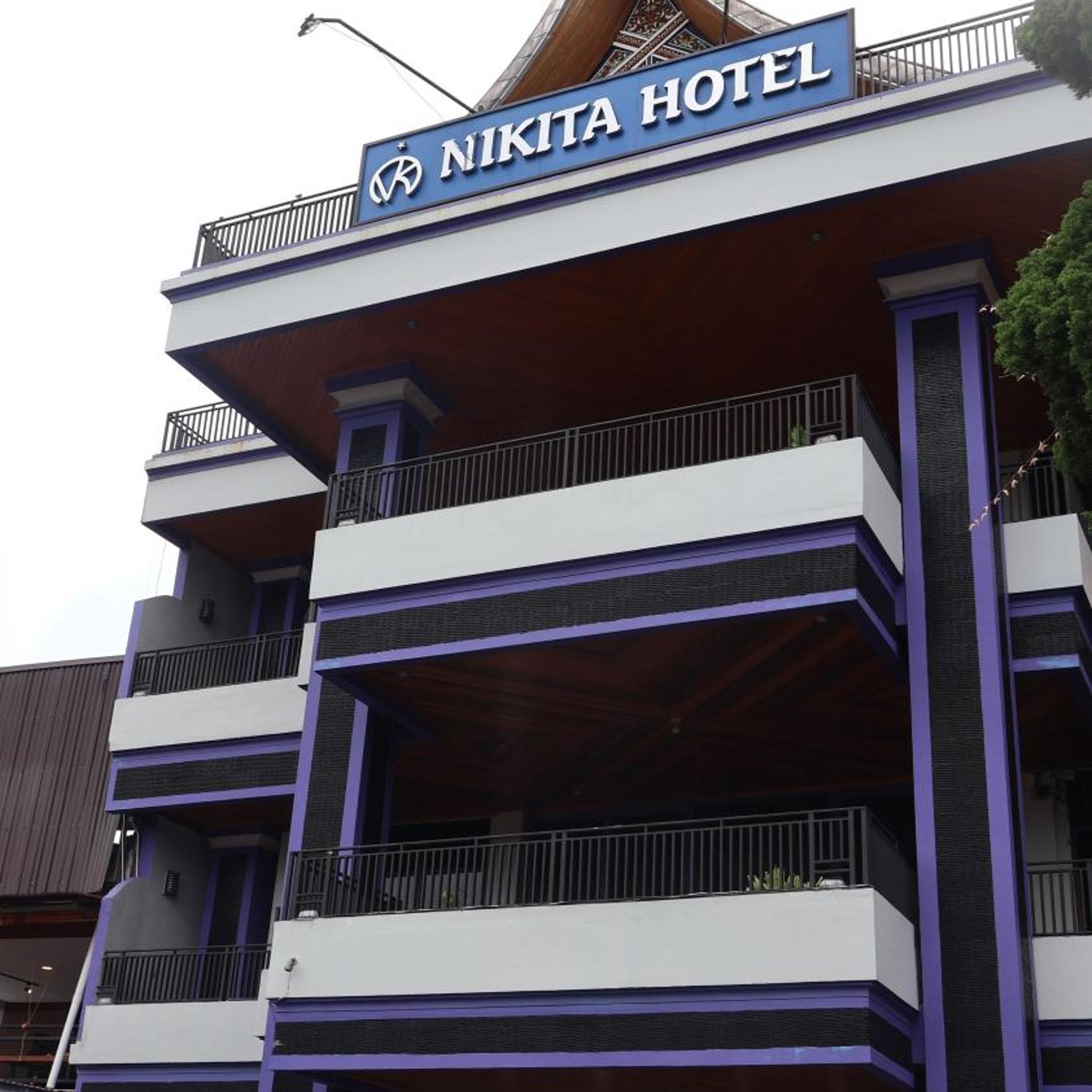 Nikita Hotel 4/49