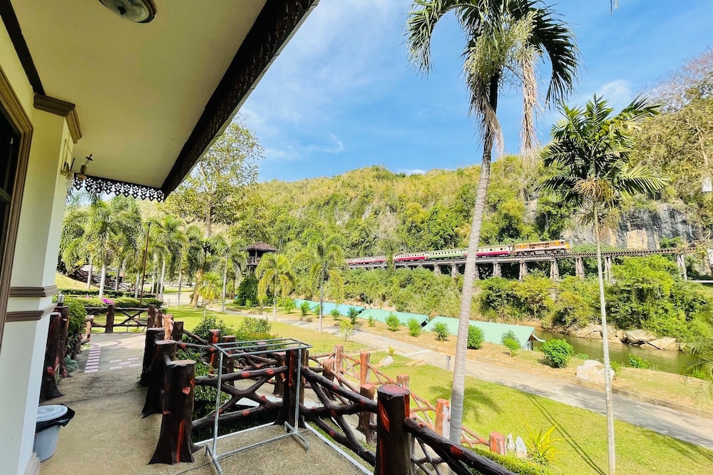 Banrimkwae Paerimnam Resort 45/50
