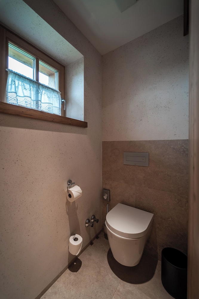 Comfort, King Bed, Golf Resort Achental 8/9