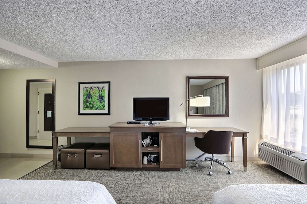 Hampton Inn Savannah-I-95 Richmond Hill 31/38