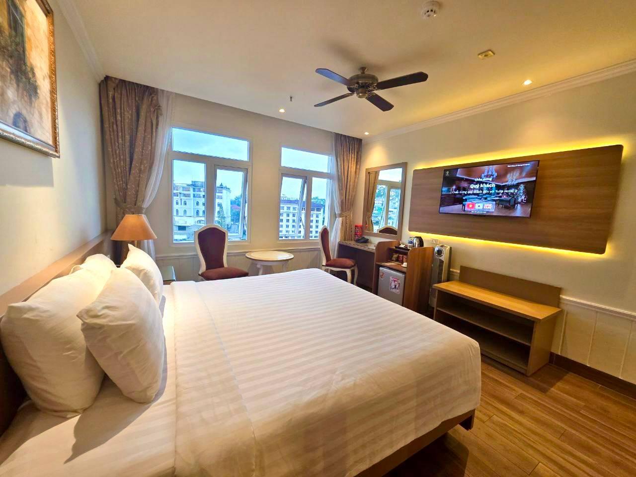 EXECUTIVE, CITY VIEW