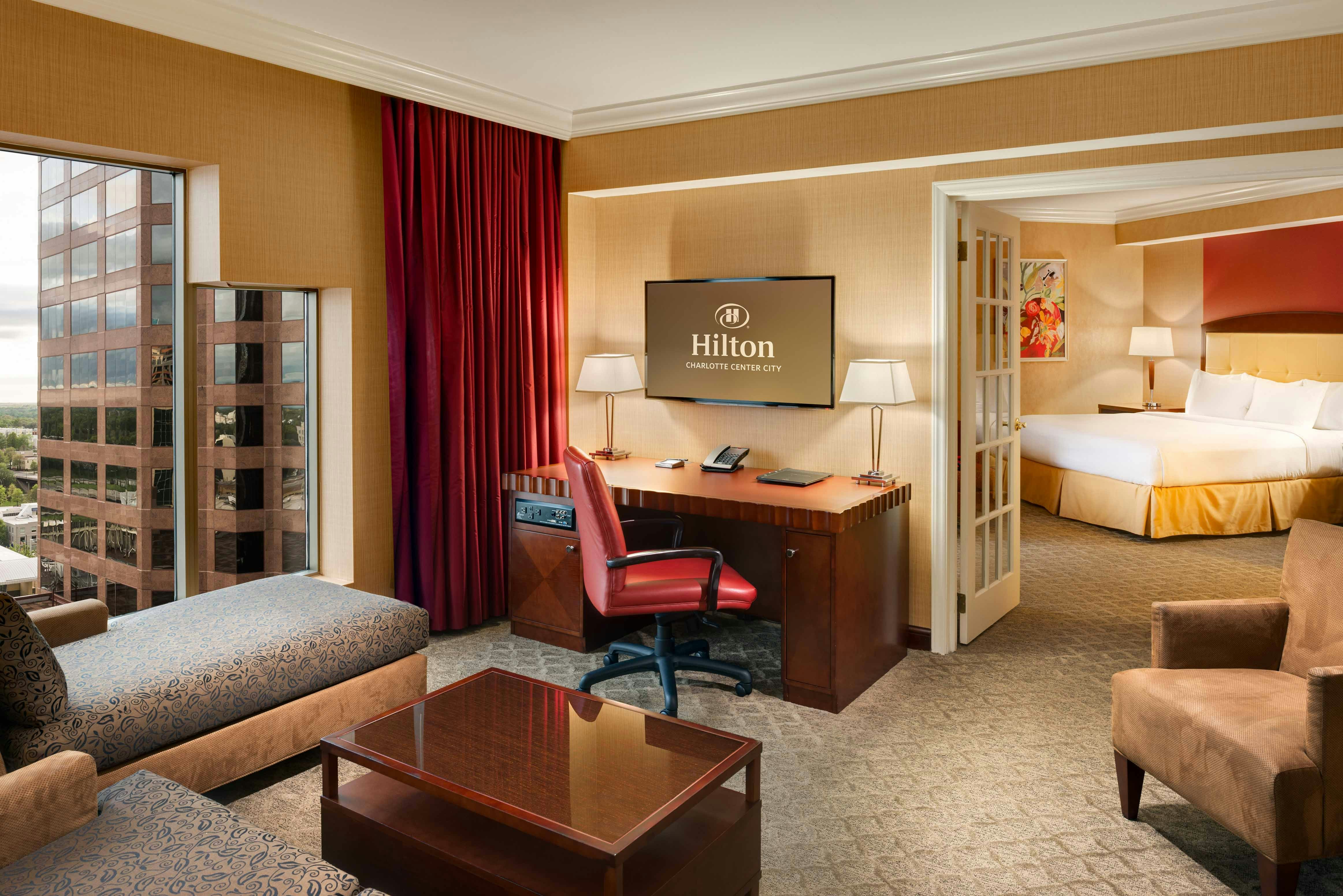 Hilton Charlotte Uptown (ex Hilton Charlotte Center City) 41/82