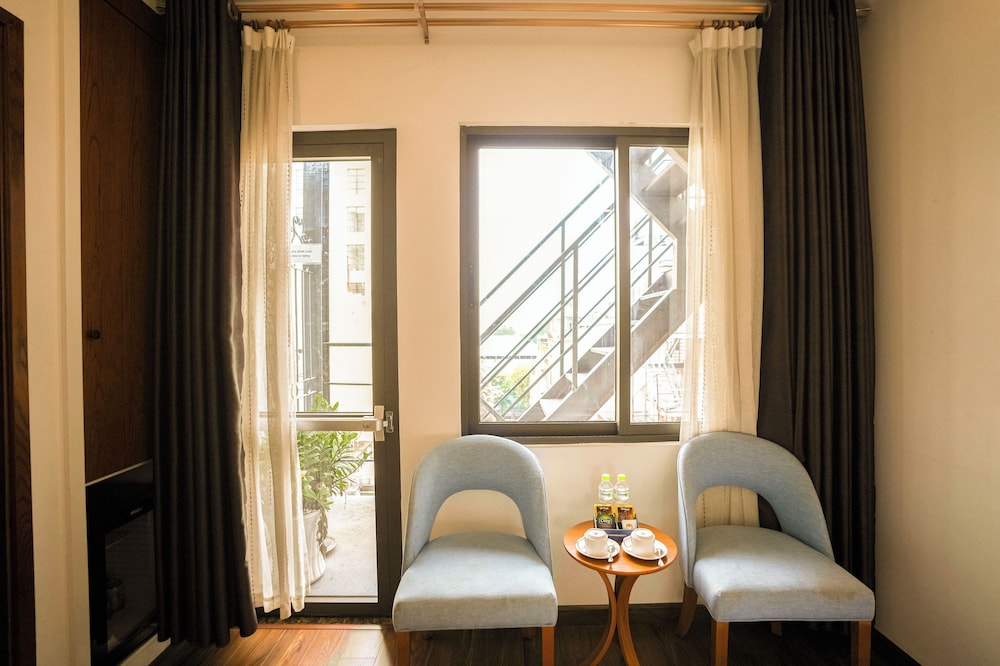 Nesta Hotel Saigon 27/46
