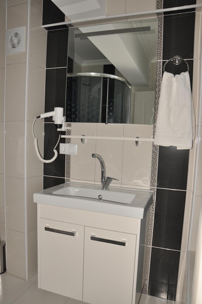 Hotel Iscen 22/24