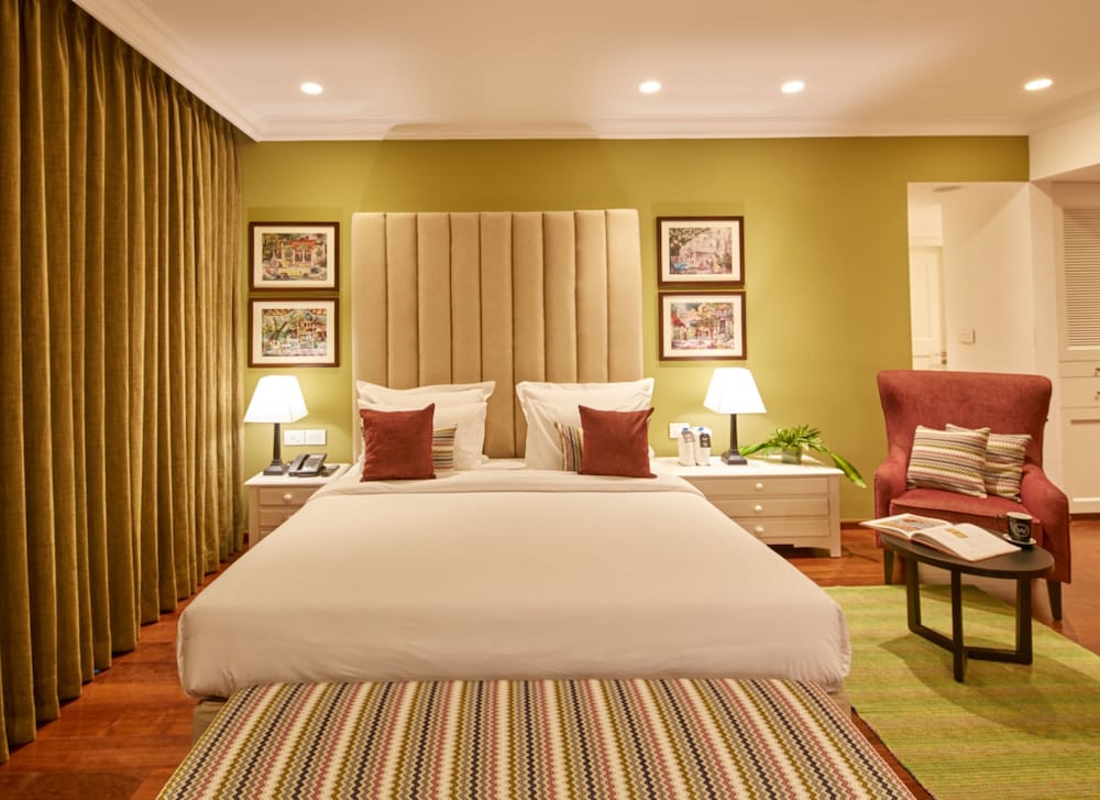 THE WAVERLY HOTEL & RESIDENCES 14/57