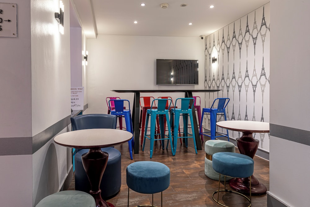Ibis Styles Paris Eiffel Cambronne Hotel 46/58