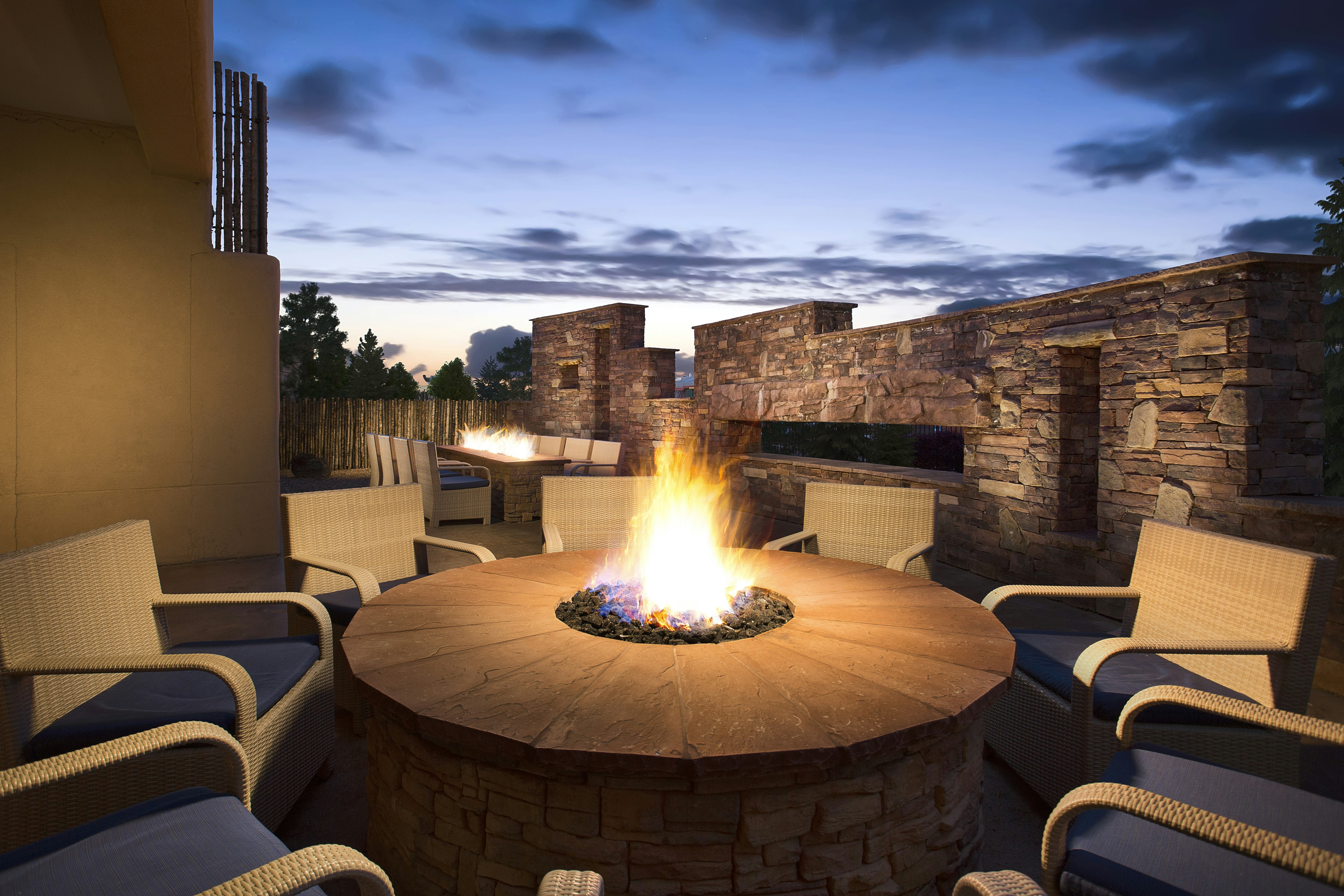 Hilton Santa Fe Buffalo Thunder 69/69