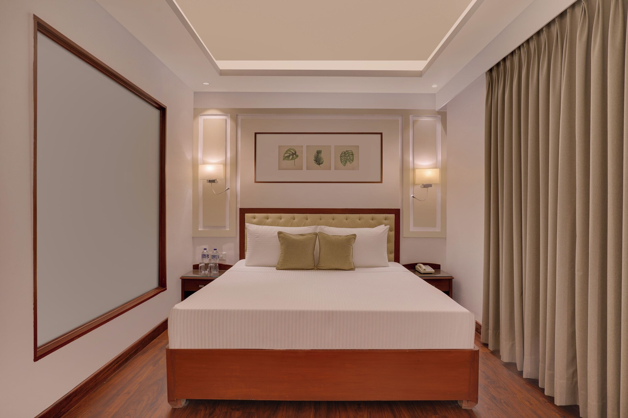 SUPERIOR, KING BED