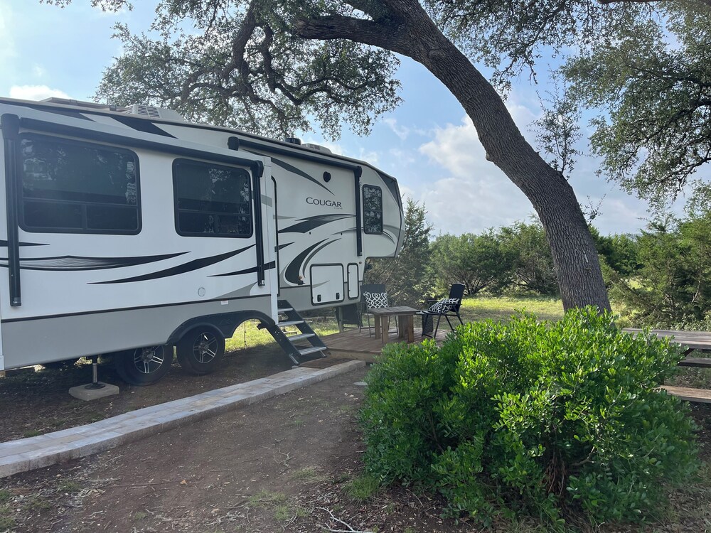 The Alexander at Creek Road 70/78