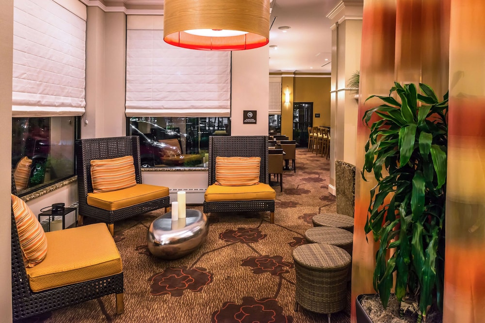 Hilton Garden Inn Detroit Southfield 60/84