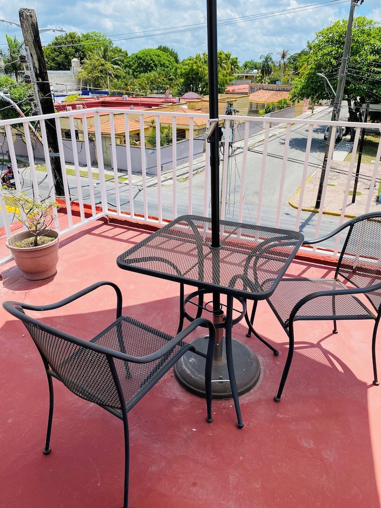 B And B Caribo Cozumel 36/50