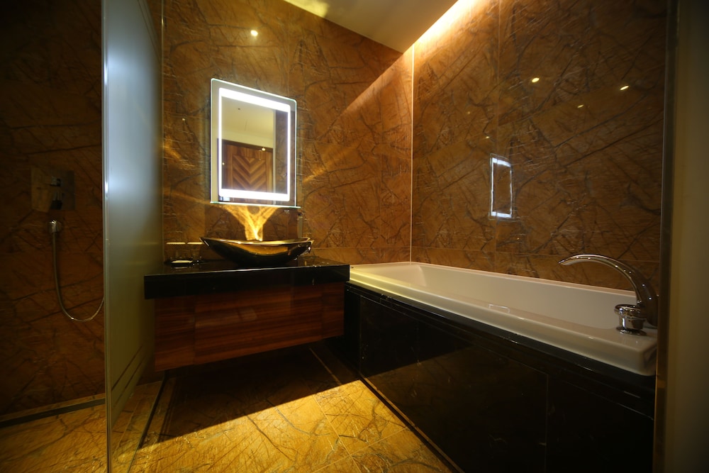 Galmea First Hotel 48/50