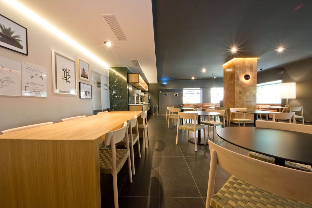 Aparthotel Atenea Valles 52/62