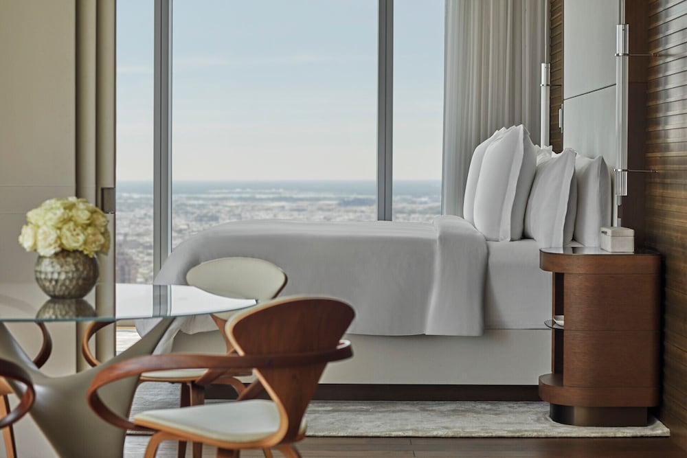 Four Seasons Hotel Philadelphia at Comcast Center 32/37
