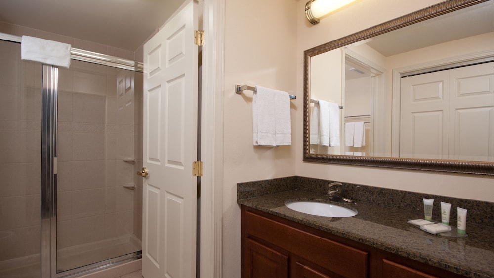 Staybridge Suites Buffalo 21/76
