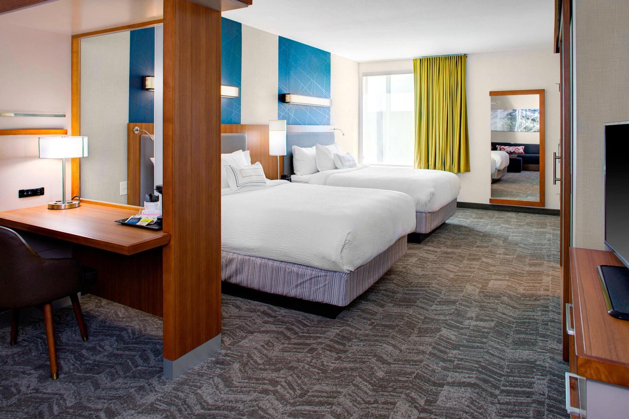 Suite, Multiple Beds, Accessible