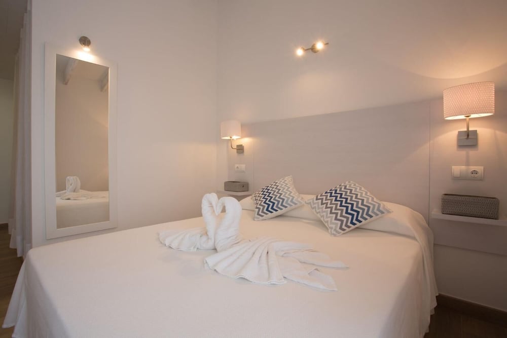 Hostal Rosamar 16/49