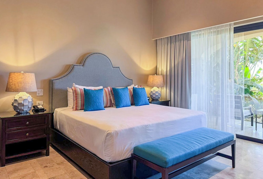Diamante Cabo San Lucas 6/51