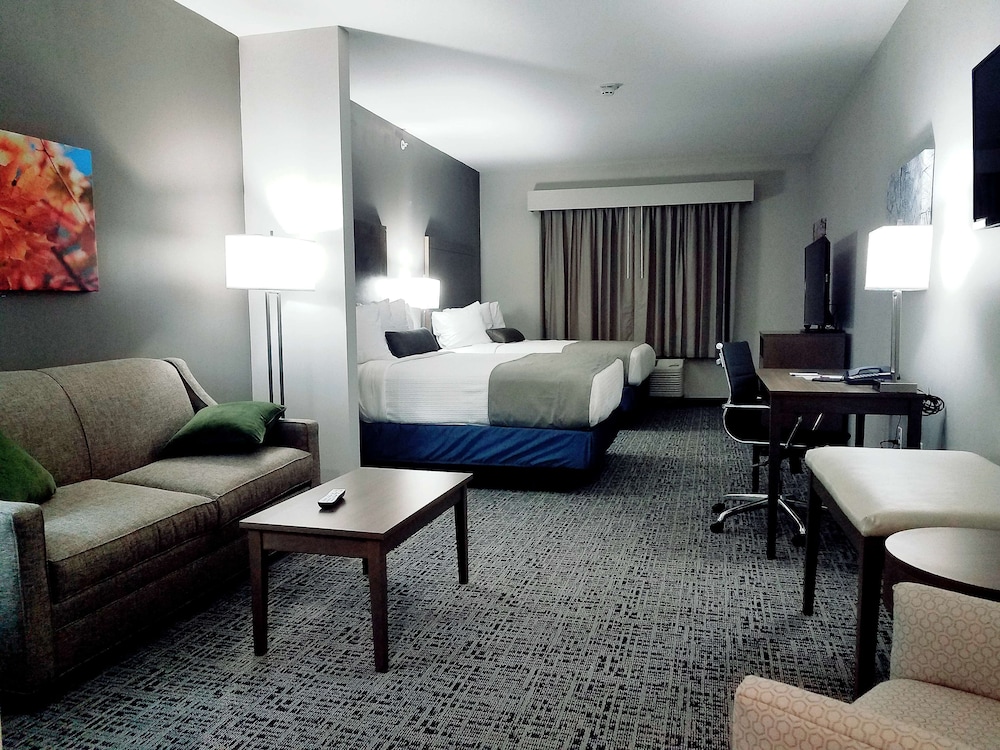 Best Western Plus Wayland Hotel 15/32